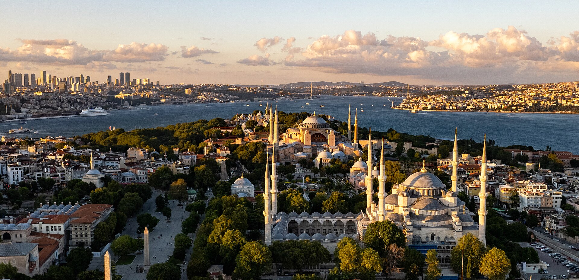 Istanbul’s historic peninsula and the Bosphorus