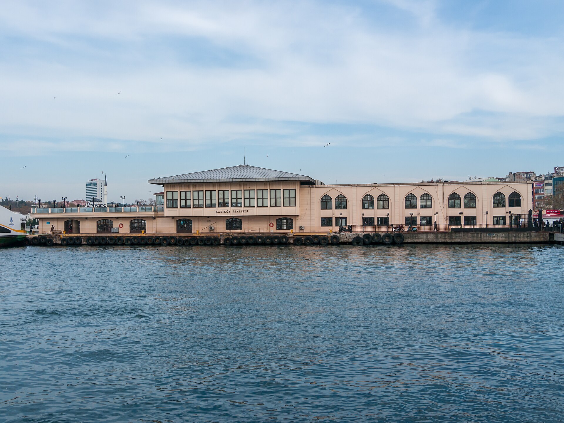 Staying on the Asian Side? Transfers to Kadıköy, Üsküdar and Ataşehir From IST and SAW